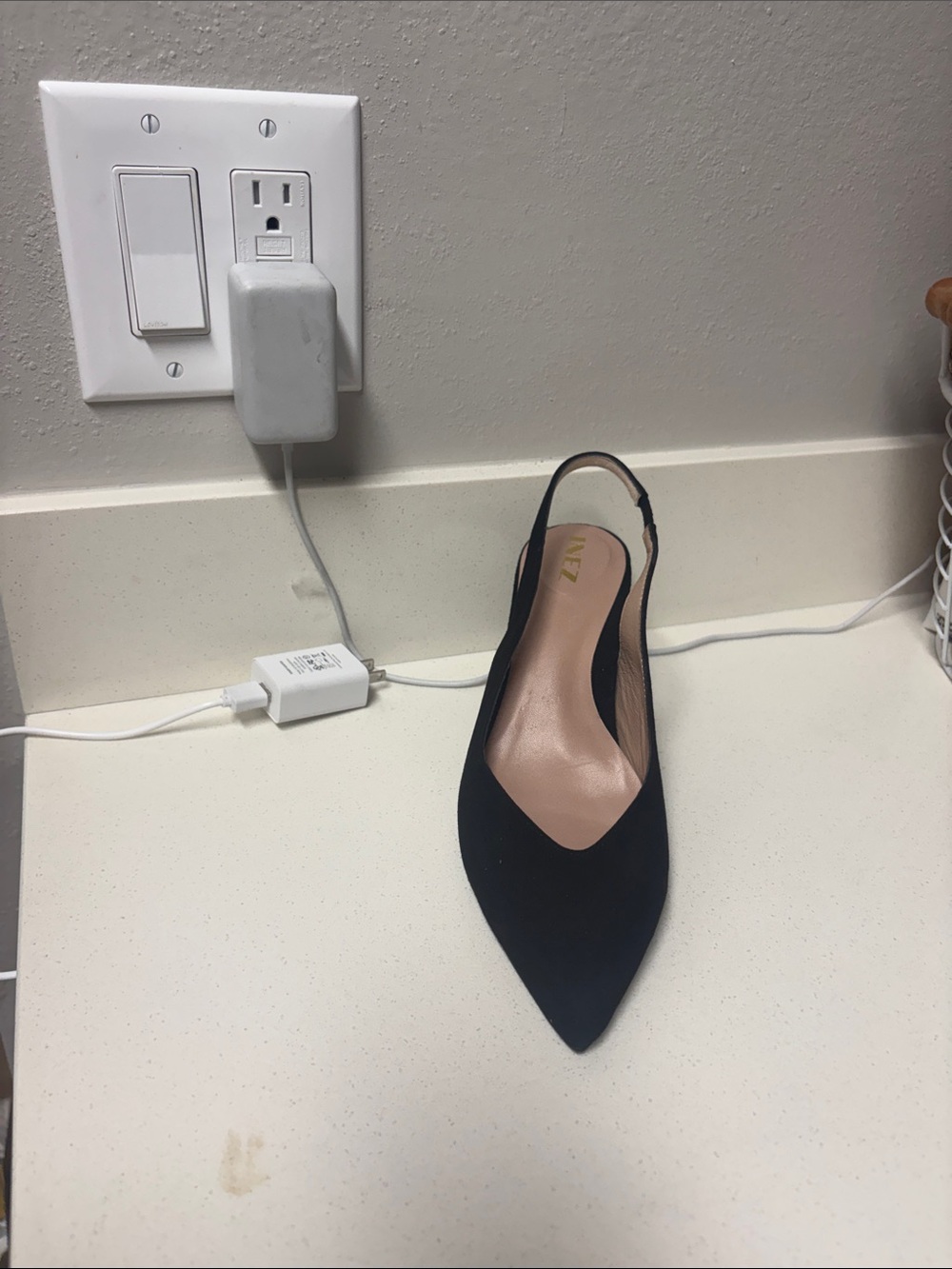 Classic Black Pointed Slingback Heels - Women's